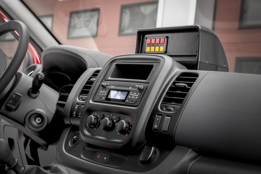 Торпедо Opel Vivaro Combi Feuerwehr MTW 2017 года  (фото 2 из 2)